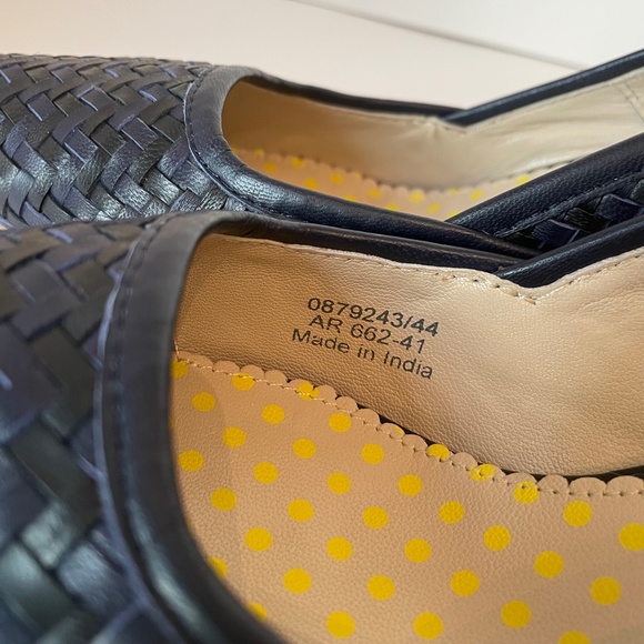 Boden Woven Leather Milan Court Shoe 9.5/41 Black/Navy - Picture 10 of 14